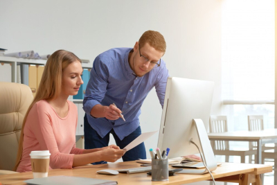 Digital Marketing Specialist: Keahlian yang Membentuk Masa Depan Bisnis Anda