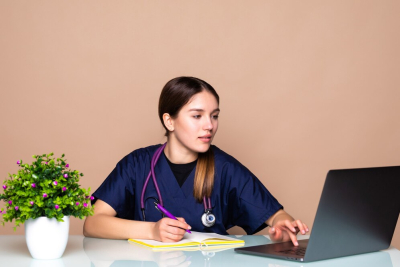 Jasa Digital Marketing untuk Klinik Kesehatan: Cara Efektif Menjangkau Pasien di Tangerang Selatan dan Sekitarnya